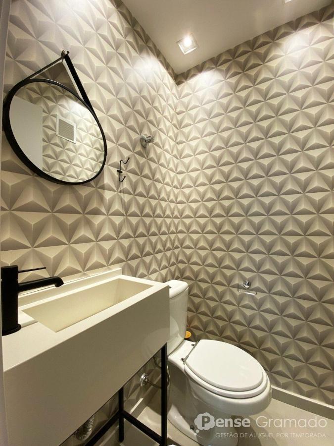 Apartamento 2 Suites - 650M Da Rua Coberta Gramado Exteriör bild