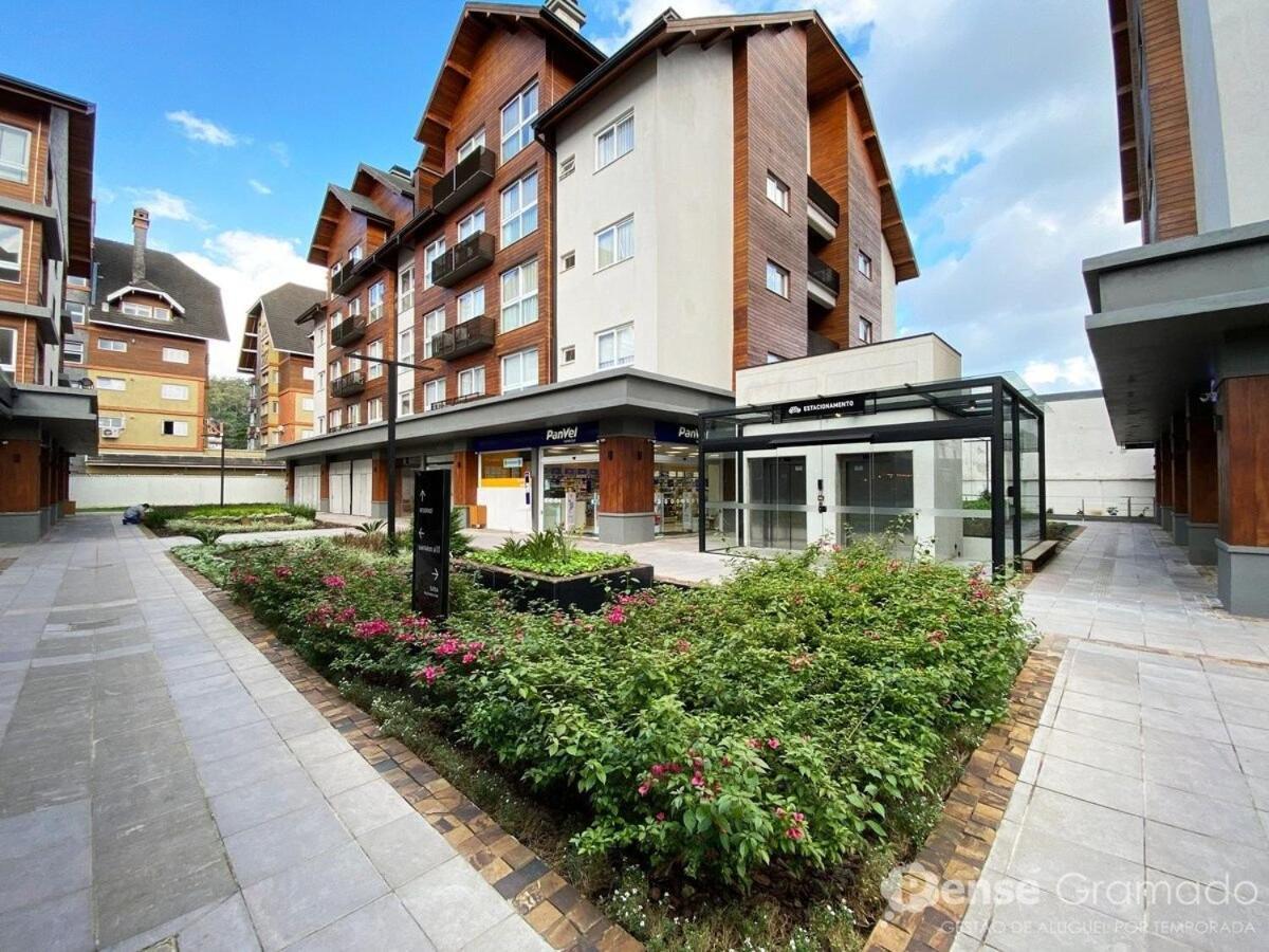 Apartamento 2 Suites - 650M Da Rua Coberta Gramado Exteriör bild