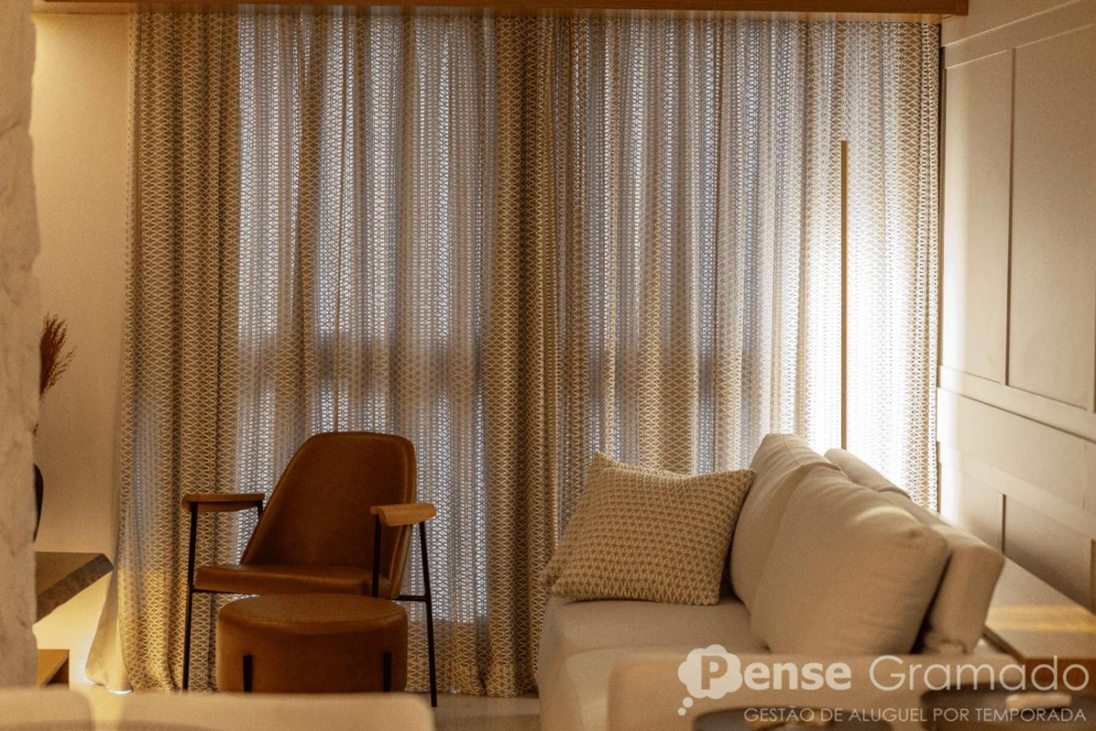 Apartamento 2 Suites - 650M Da Rua Coberta Gramado Exteriör bild